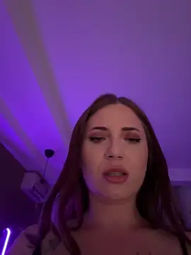 AvaGianna live sex cam