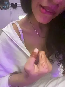 Anaya77 live sex cam