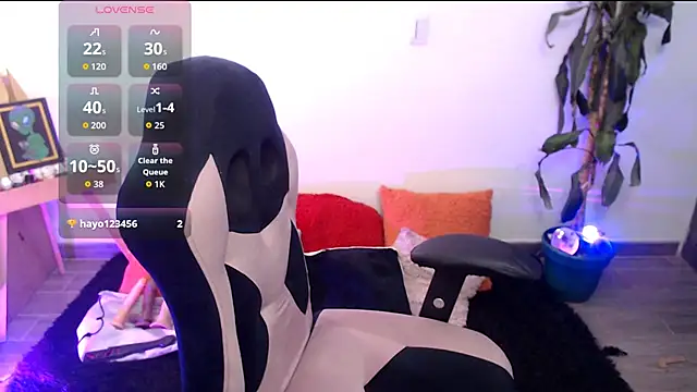 LunaBunny8 live sex cam