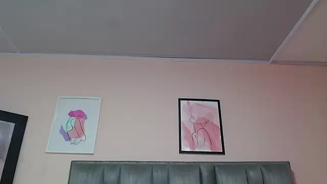 NoelleHartley live sex cam