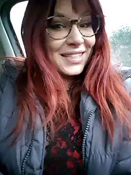 die-EinHORNY-WG live sex cam