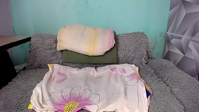 krityn_12 live sex cam