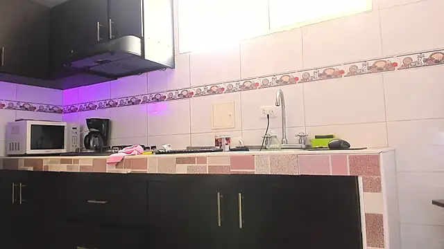 Emma-evans live sex cam