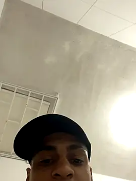 machucatu live sex cam