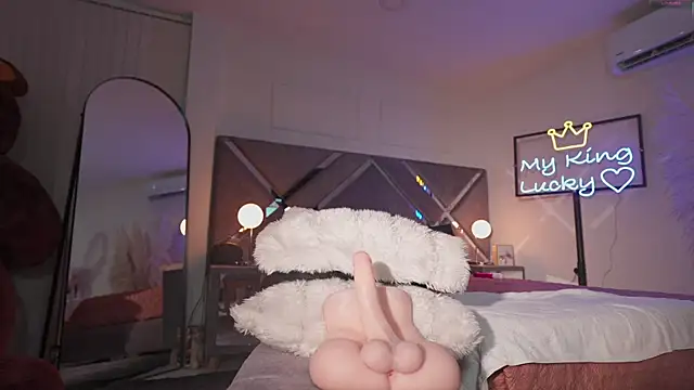 KateOwens live sex cam