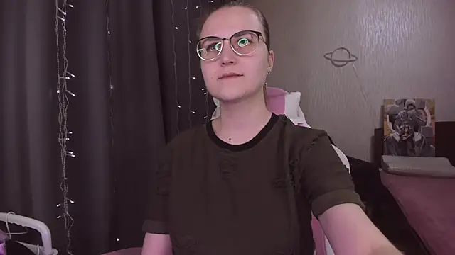 MissBrightShine live sex cam