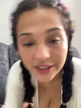 Miia_Hoot live sex cam