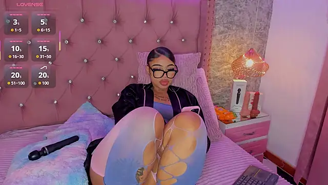 Mia_Jansen live sex cam