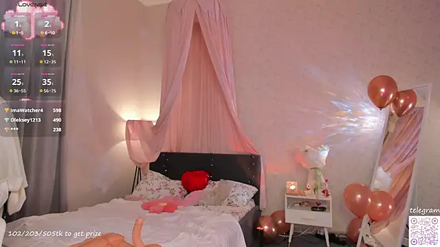 lilly_Cherry_ live sex cam