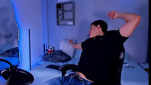 MarcoSullivan live sex cam