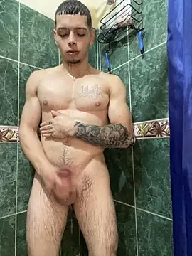 Matt_your_master_ live sex cam