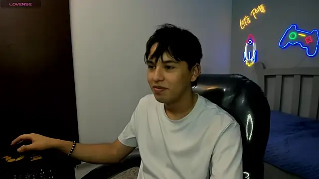 StiwenTwink live sex cam