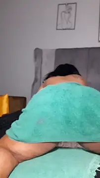 PearlSexxy69 live sex cam