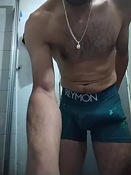 Danielitohot23cm live sex cam