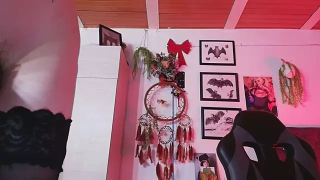 bathory_vamps live sex cam