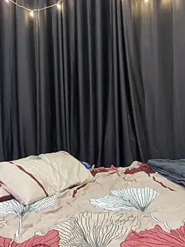 vickyandtania live sex cam