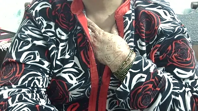 Kavya_XX live sex cam