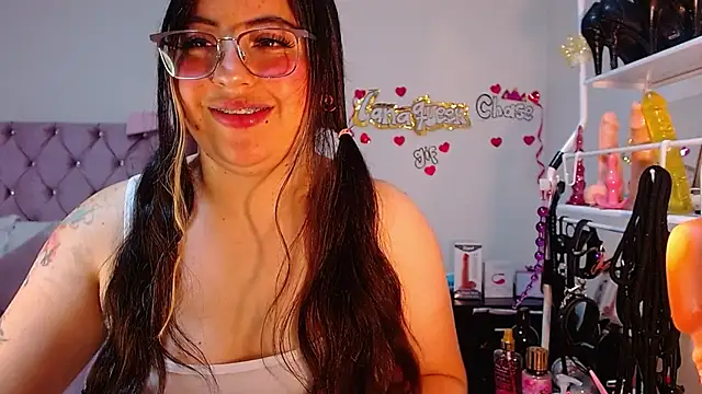 lanaqueen699 live sex cam