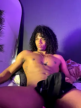 Lucas_eevans live sex cam