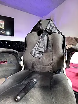 Naughty_Charly live sex cam