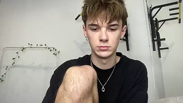 Milk_Guy live sex cam