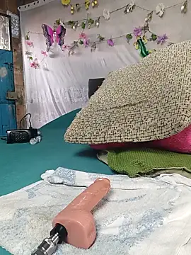 NinaGauther live sex cam