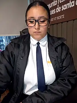 Cute_Penelope live sex cam