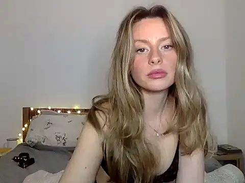 elizaluck live sex cam