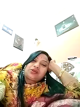 Cute-Janvi20 live sex cam