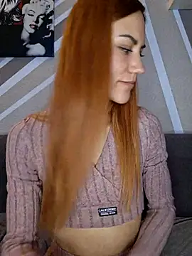 SlimBellaa live sex cam