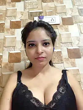 QUEEN-ADITI live sex cam
