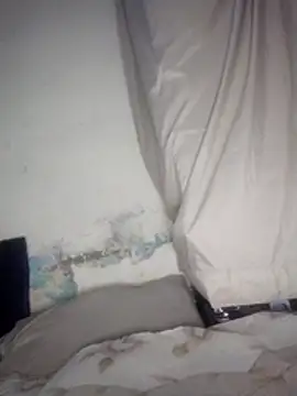 yaraa49 live sex cam