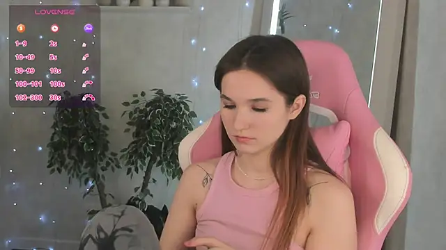 Eva_Hollowey live sex cam