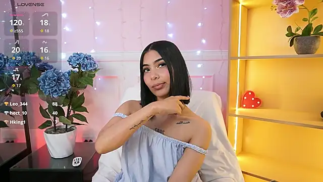 MaddyWattson live sex cam