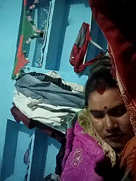 Chinki_pande live sex cam