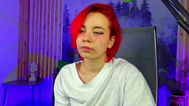 MarcelineChi live sex cam