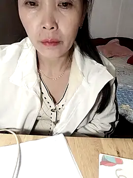 Feeling-hot live sex cam