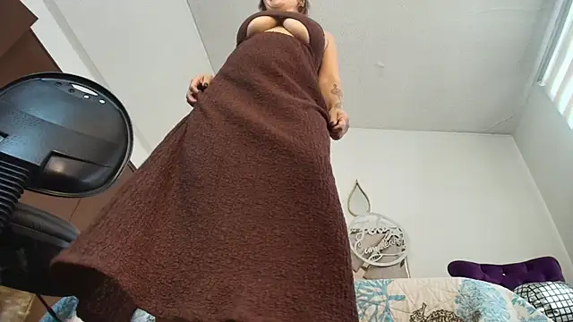 Ingridbergman live sex cam