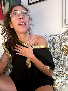 Amani_thewolf live sex cam