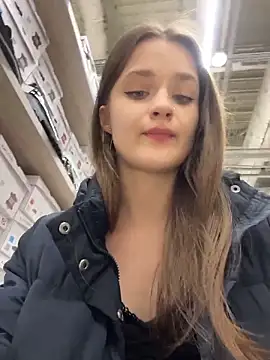 KittyQueeny live sex cam