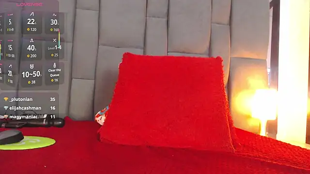 SELENA_BIGBOOBS live sex cam