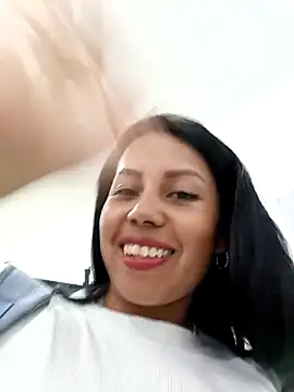 _andrea30 live sex cam