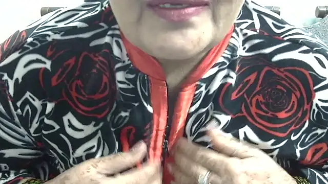 Kavya_XX live sex cam