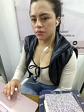 ALEJA__22 live sex cam