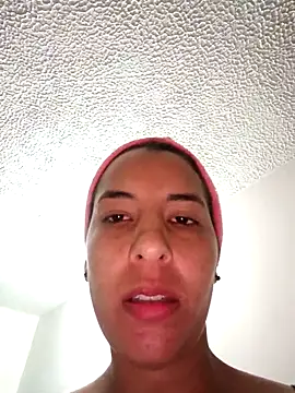 Bonny_Klote live sex cam