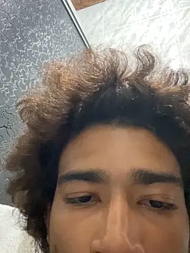 OfficialMineirinho live sex cam