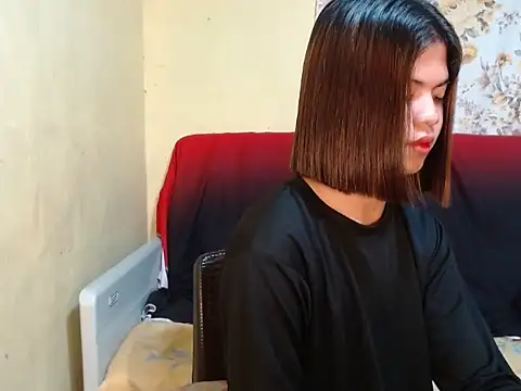 XWildTsYhannaUncutX live sex cam