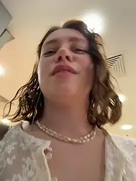 lucy-joy live sex cam