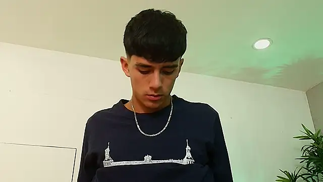 Axel_Draven live sex cam