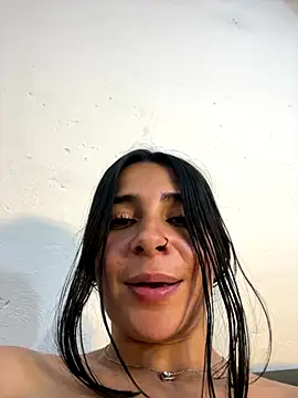 Meganmilk1 live sex cam